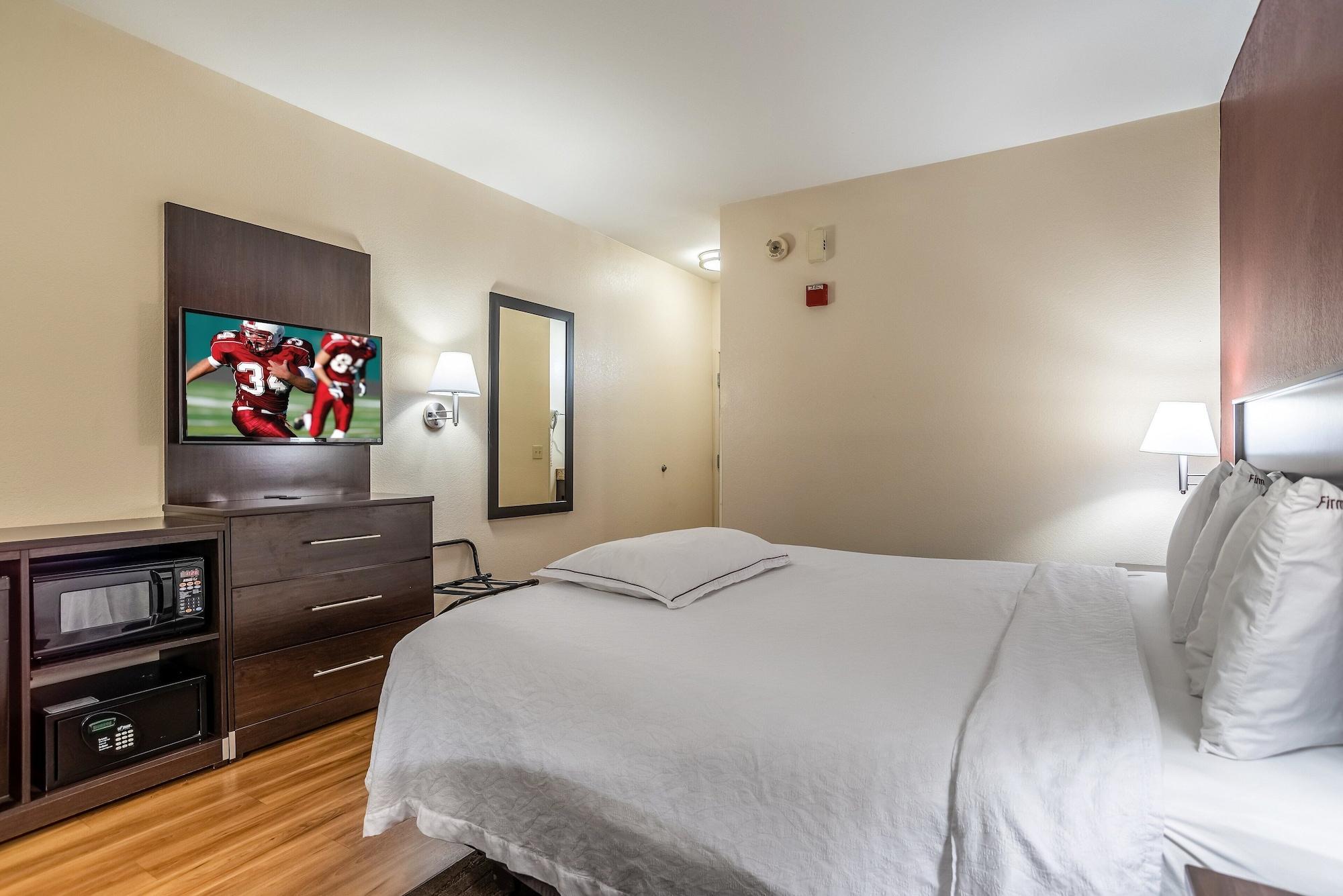Red Roof Inn Plus + Phoenix West Exterior foto